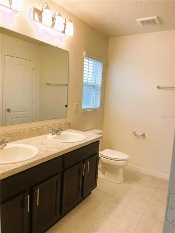 Master bath with bathtub