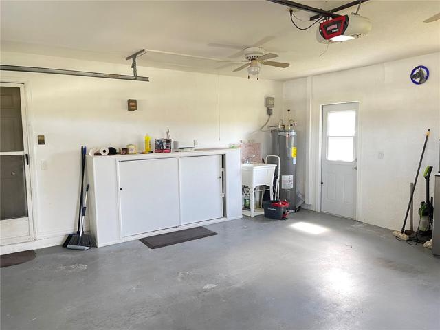2-Car Garage
