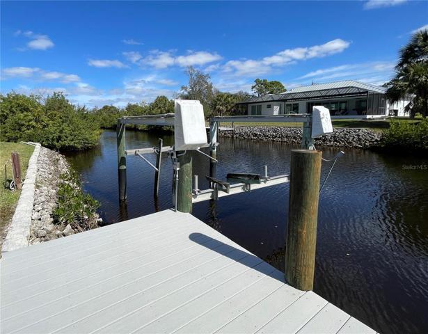 Composite Deck and Bpat Lift