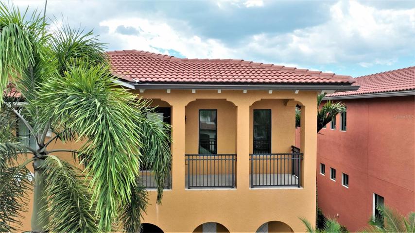 Second level covered patio