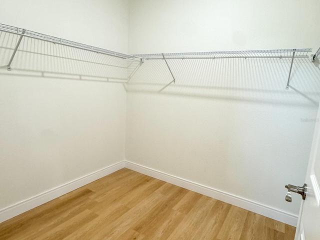 walk in closet