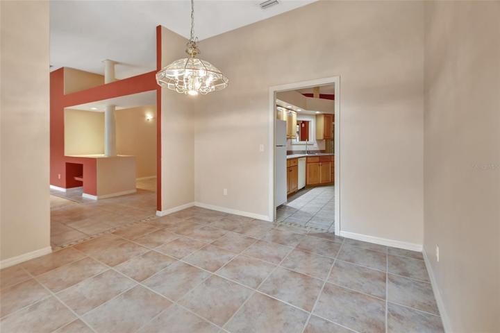 Dining room off of kitchen