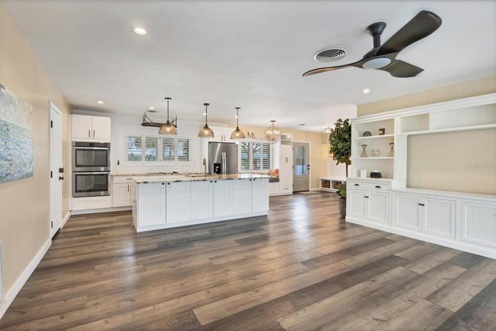 Kitchen from L/R