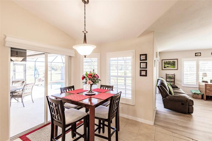 CASUAL DINING AREA