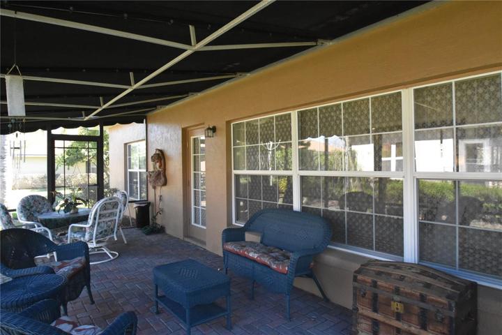 Screened in lanai