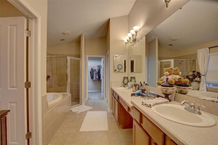 En suite bathroom