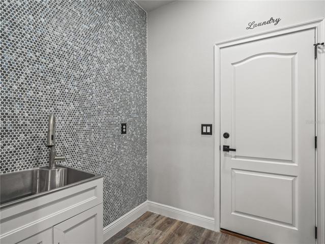 Laundry & Mud Room