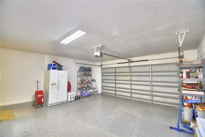 DOUBLE GARAGE
