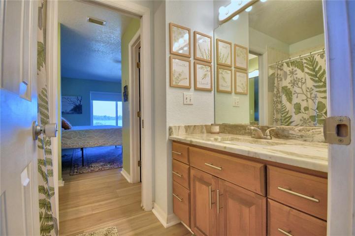GRANITE COUNTER TOPS IN PRIMARY