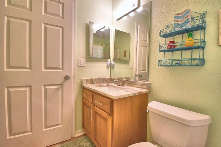 GRANITE COUNTER TOP