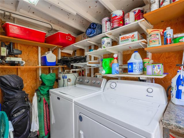 The washer and dryer convey to the new owner, too!