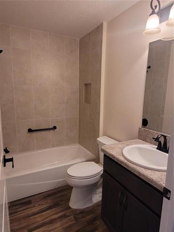 2nd Bathroom