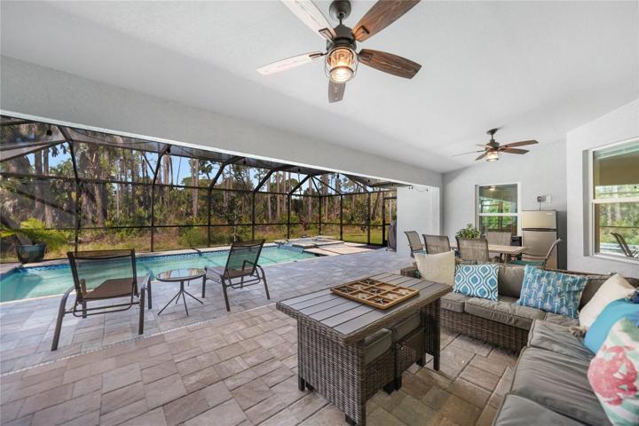 Lanai with Pool Bath
