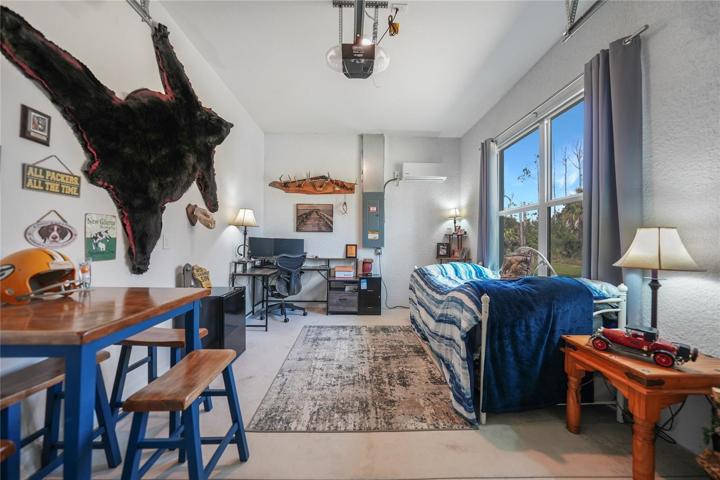 Bonus room with mini split