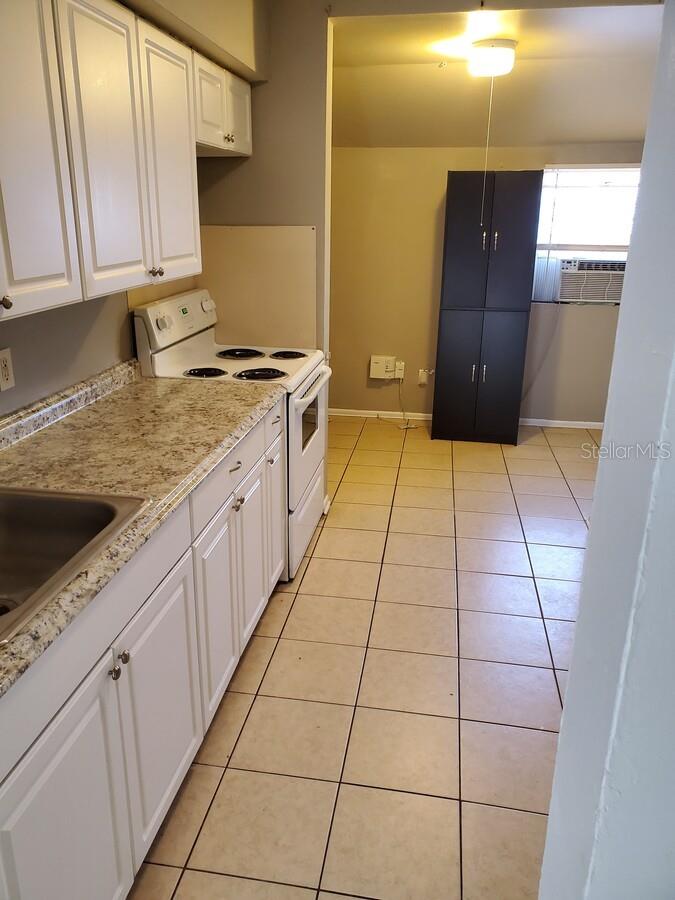 Unit 1 Kitchen