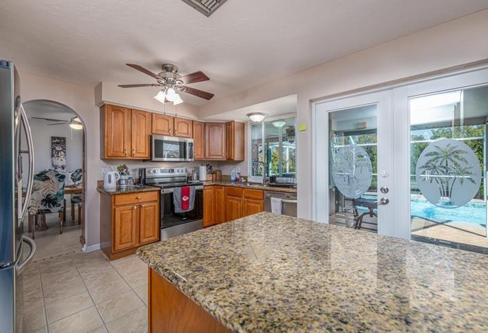 Wood Cabinets & Granite Counters