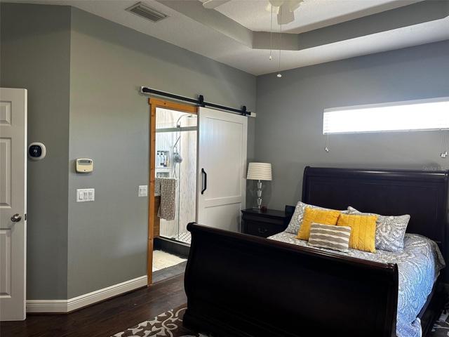 Barn door to Ensuite Bathroom