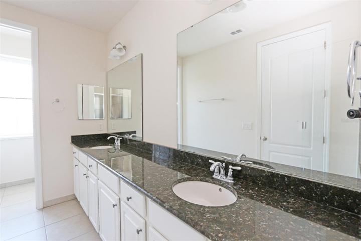 Master Ensuite Bathroom