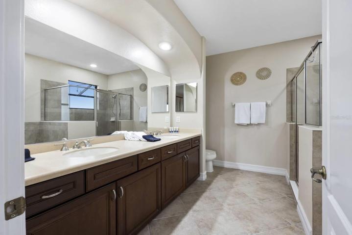 En Suite Primary Bath