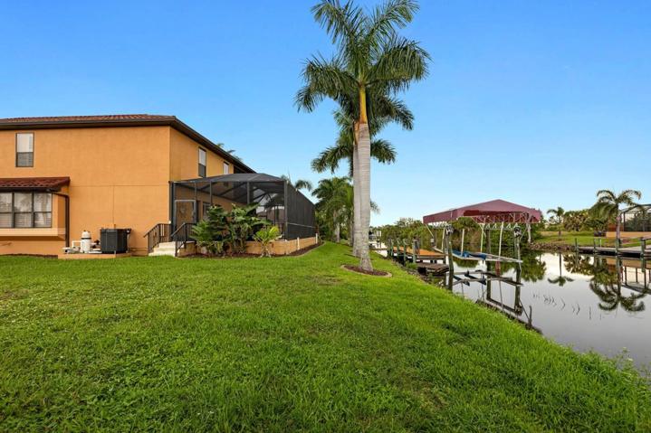 Mature landscaped