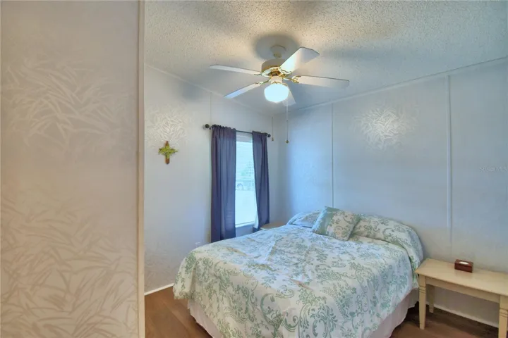 Guest bedroom