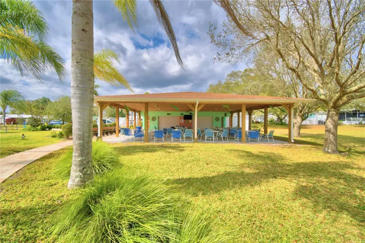 Beach house with full kitchen, restrooms and covered patio