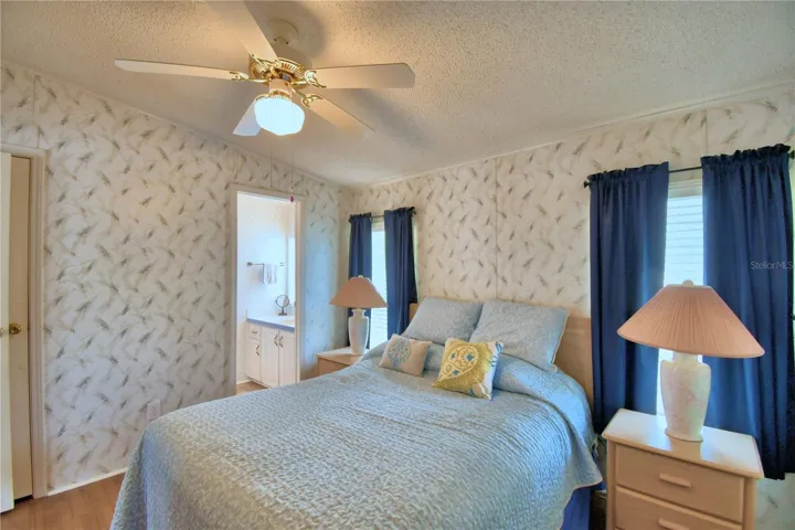Owners bedroom has an ensuite bathroom.