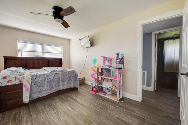Bedroom #2