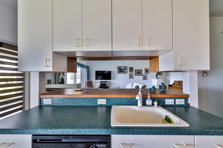 Second sink in kitchen