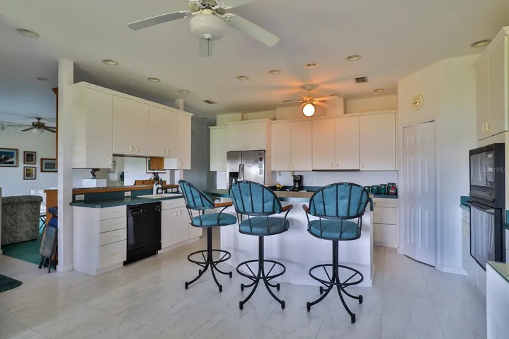 Kitchen Bar for additional seating