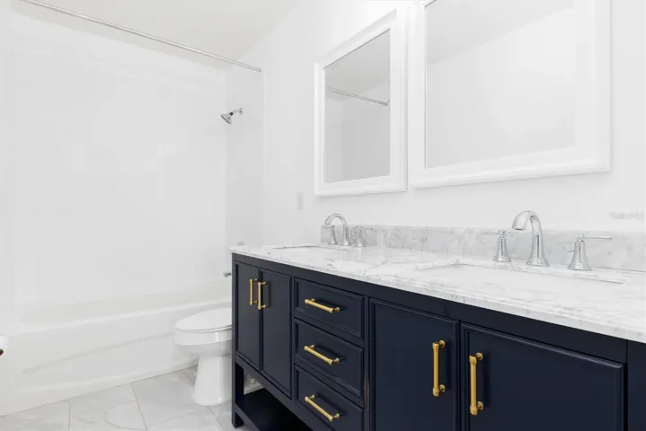 2nd Bathroom