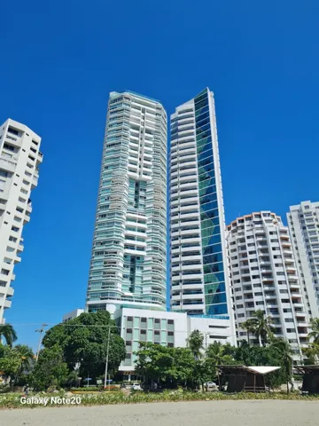 Horizontes Building