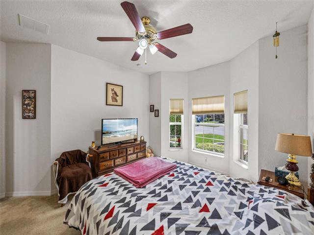 Guest bedroom