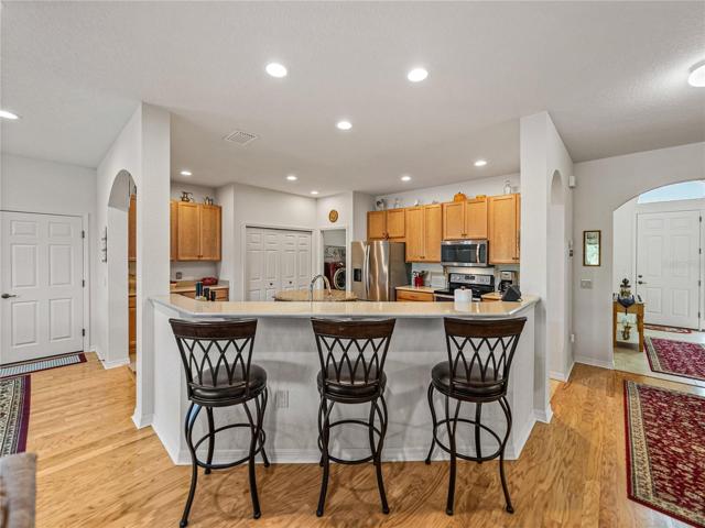 Kitchen bar