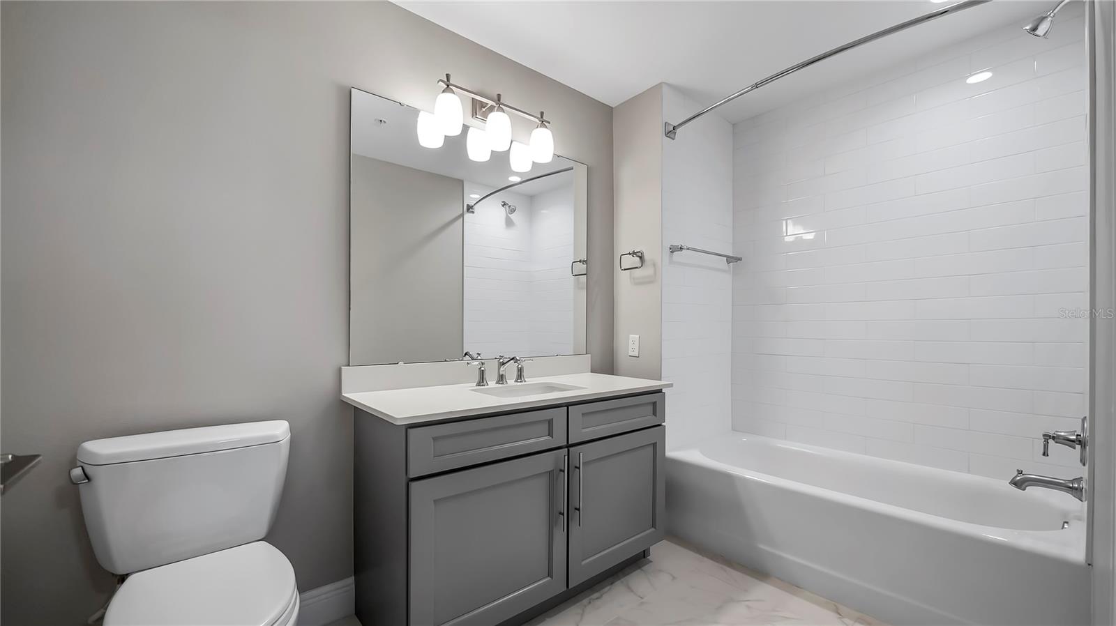2nd Bathroom