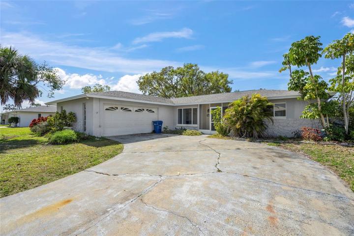 2210 Blackwood Dr., Venice, FL