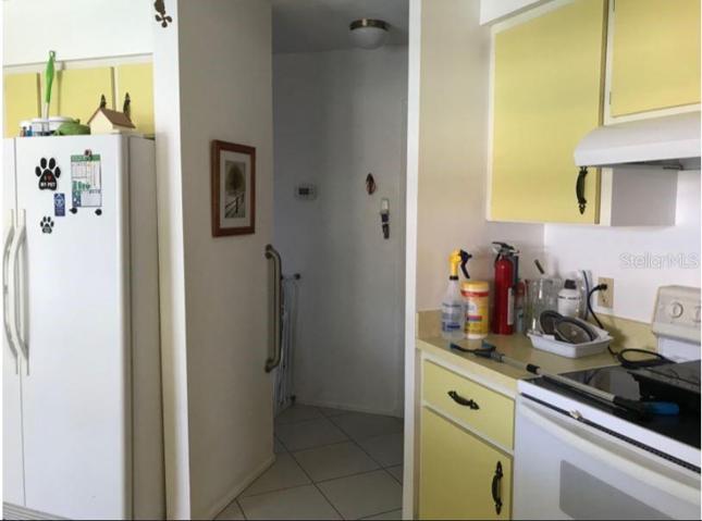 Spacious Kitchen