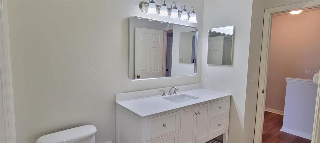 Shared Full Bathroom