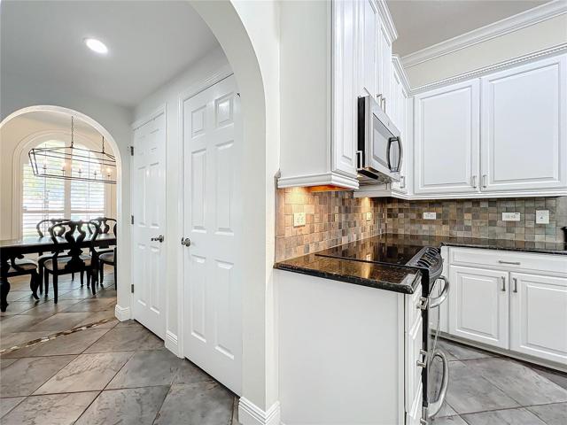 Pantry & Kitchen