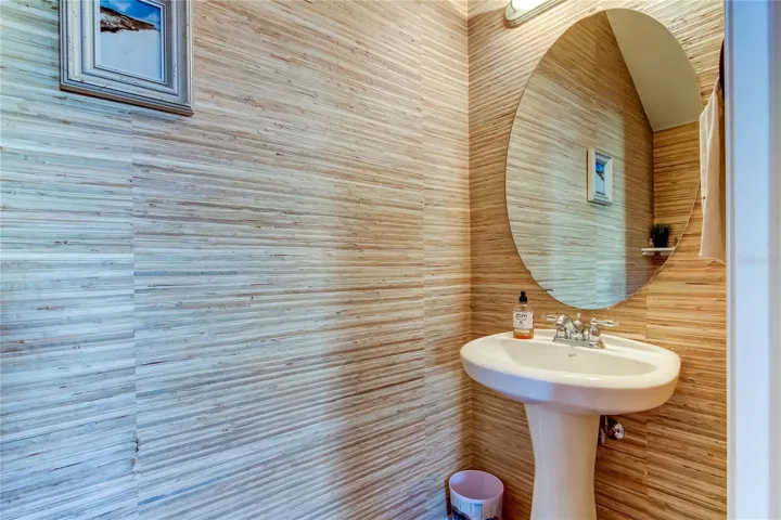 1/2 Bath 1st Floor