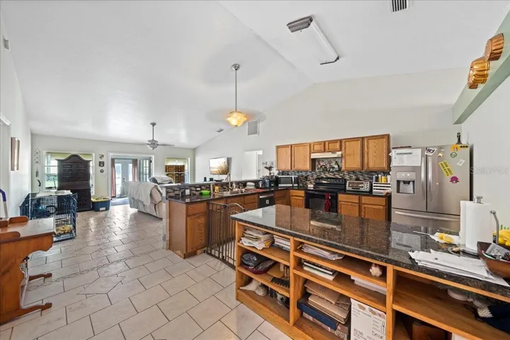 Kitchen / Living Room