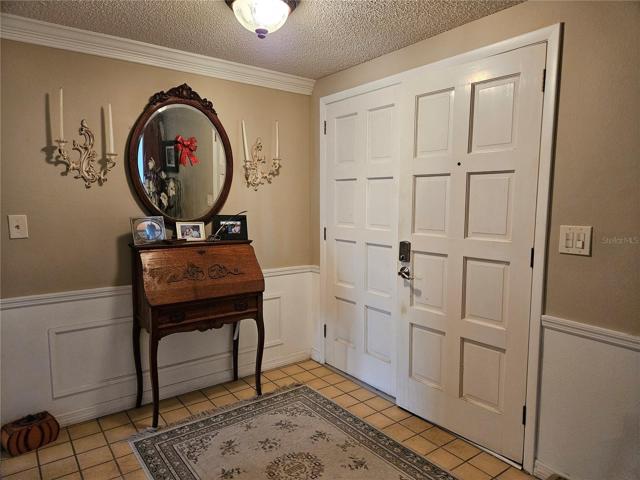 Entry way