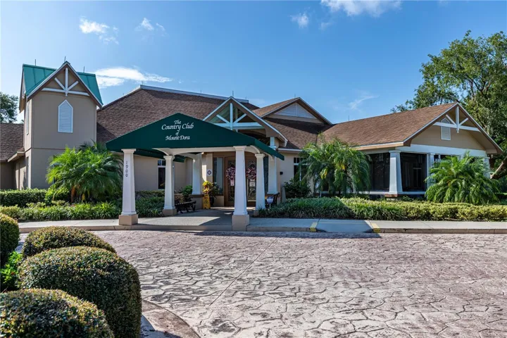 Club House Entrance Country Club of Mount Dora