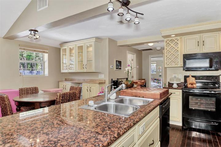 Cottage kitchen