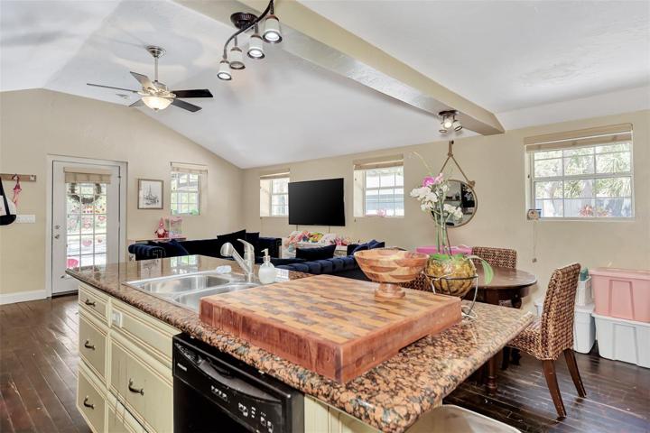 Cottage kitchen