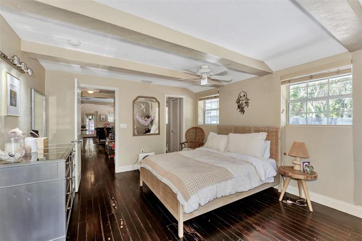 Cottage bedroom
