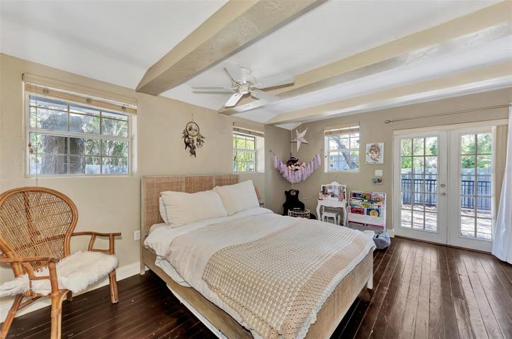 Cottage bedroom