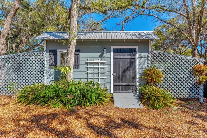 Additional storage shed with electricity