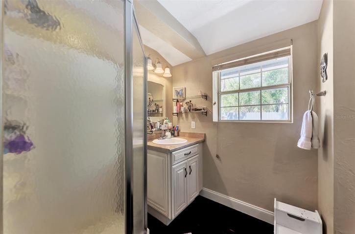 Cottage bathroom