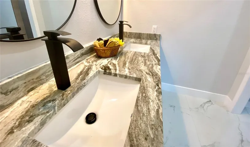 primary bath double vanties